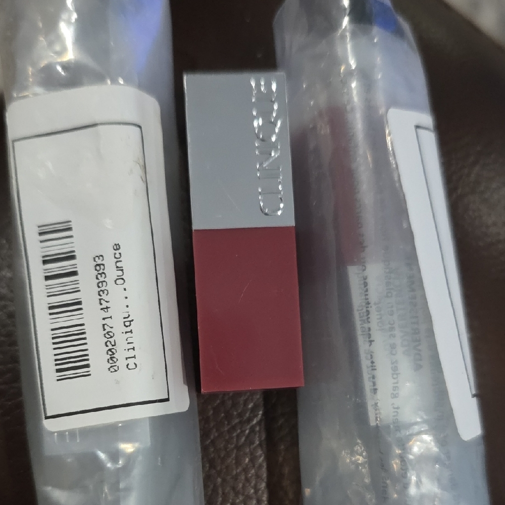 Clinique Plum Pop Lipstick Set 2 New
